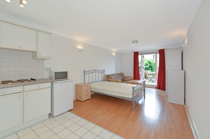 Images for Blenheim Court, King & Queen Wharf, SE16