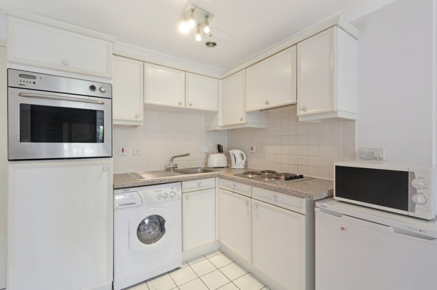 Images for Blenheim Court, King & Queen Wharf, SE16