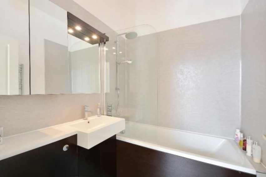 Images for Rushcutters Court, 2 Boat Lifter Way, SE16