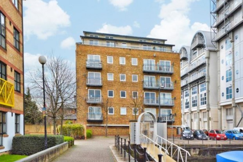 Images for Rushcutters Court, 2 Boat Lifter Way, SE16