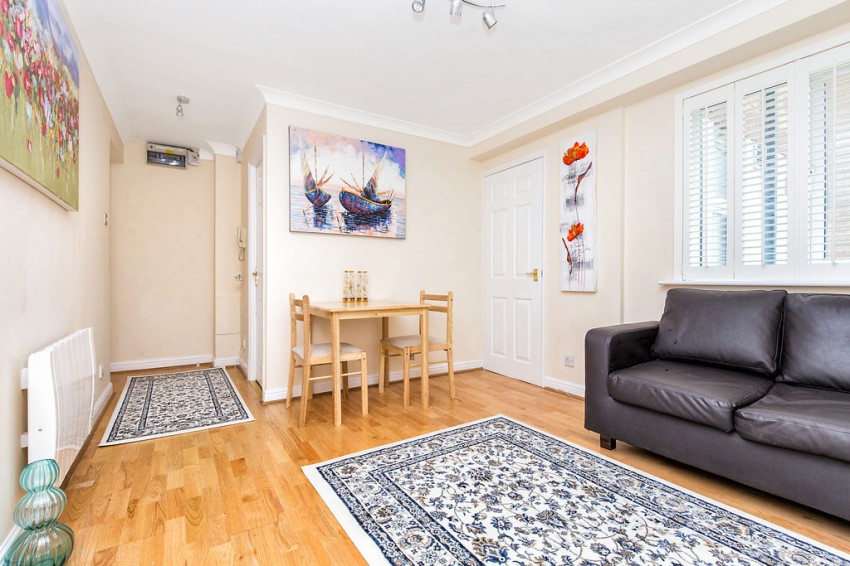 Images for Transom Close, London