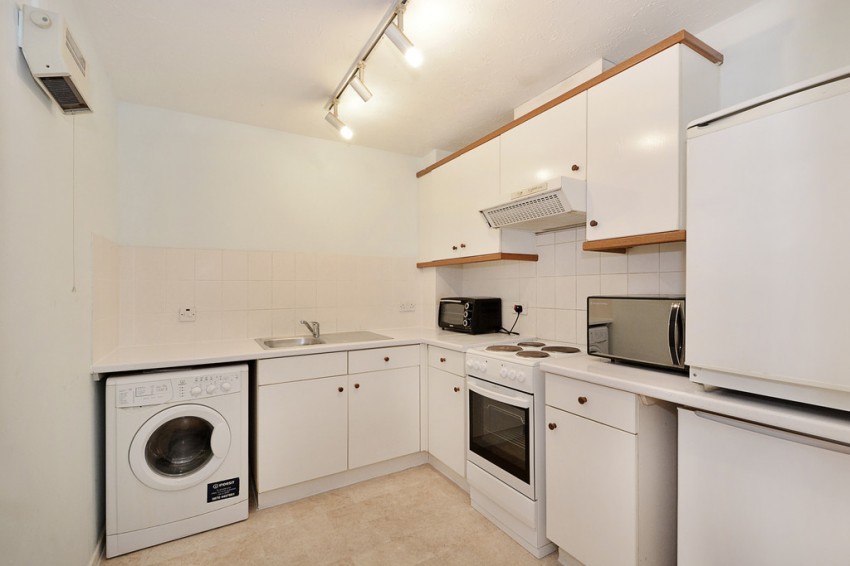 Images for Glastonbury Court, New Cross, SE14