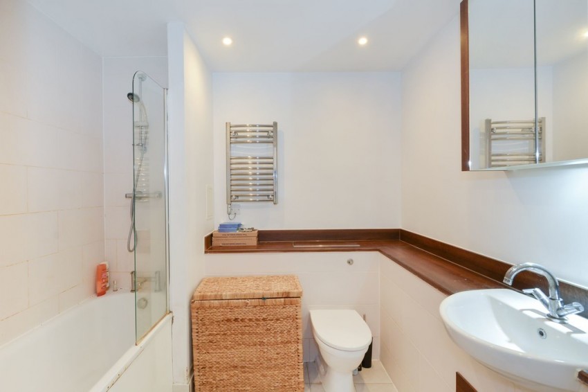 Images for Montreal House, Maple Quays, SE16