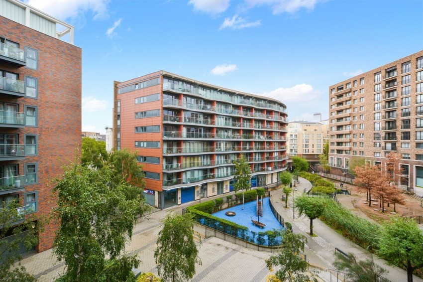 Images for Montreal House, Maple Quays, SE16