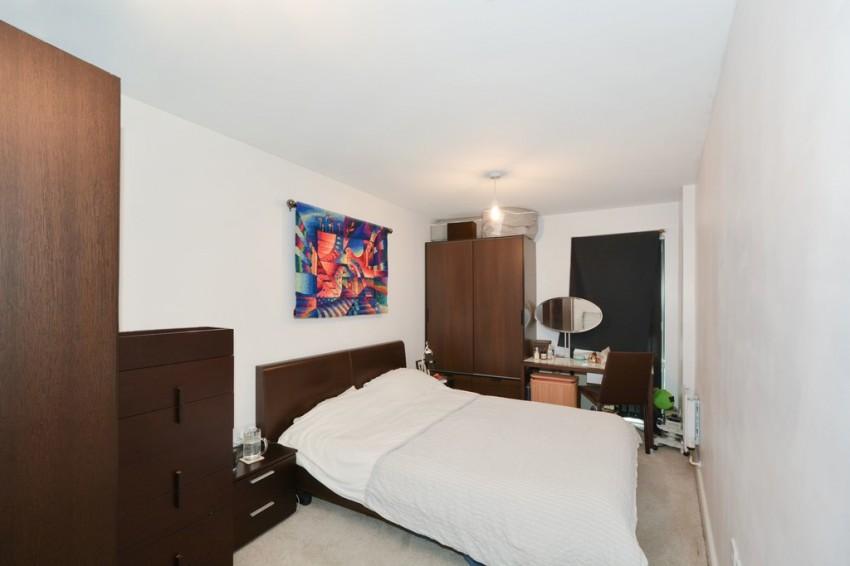 Images for Montreal House, Maple Quays, SE16