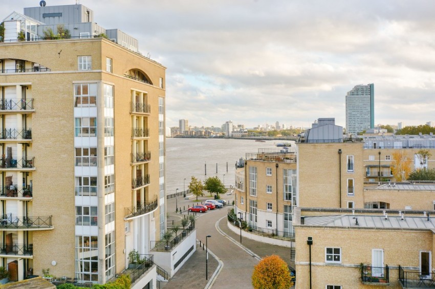 Images for New Caledonian Wharf, Canada Water, SE16