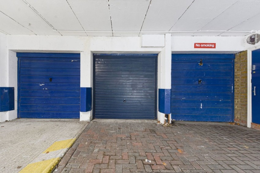 Images for Melville Court, Croft Street, SE8