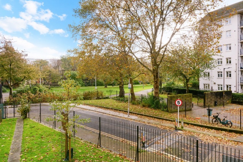 Images for Edmonton Court, Canada Water, SE16