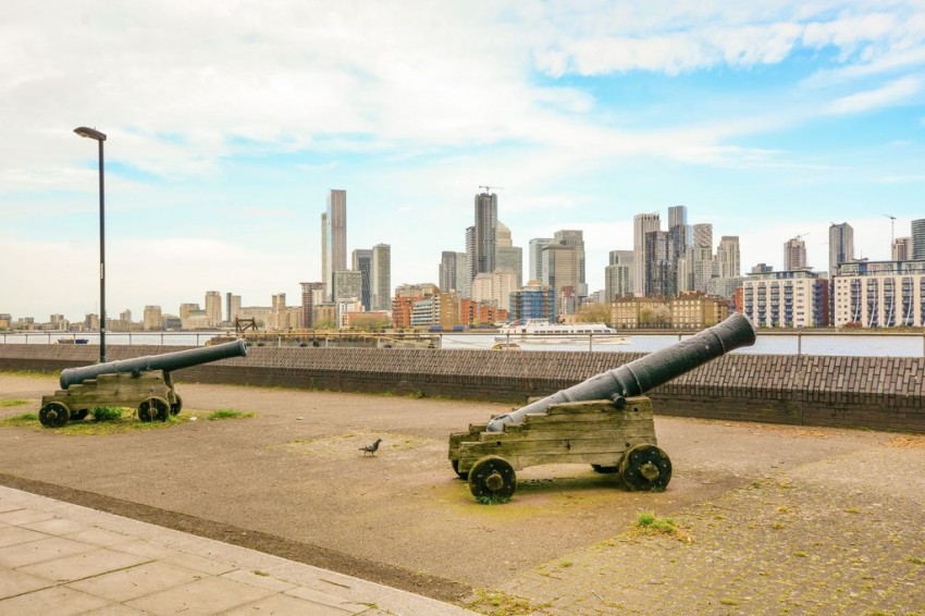 Images for Aragon Tower, London, SE8