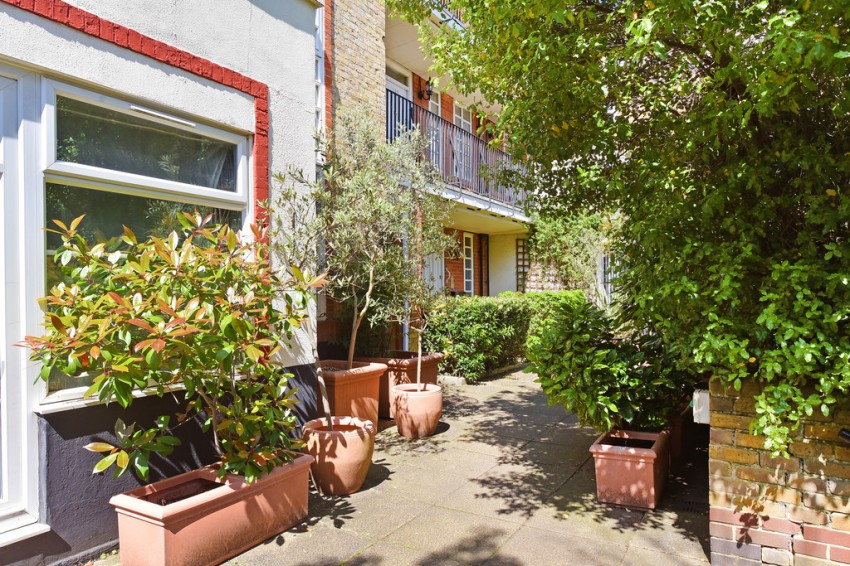 Images for Timbrell Place, Rotherhithe Street, SE16