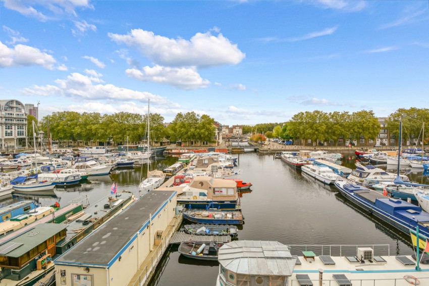 Images for Dunnage Crescent, SE16