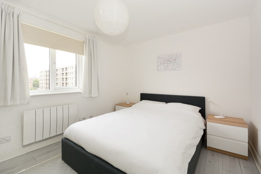 Images for Dunnage Crescent, SE16