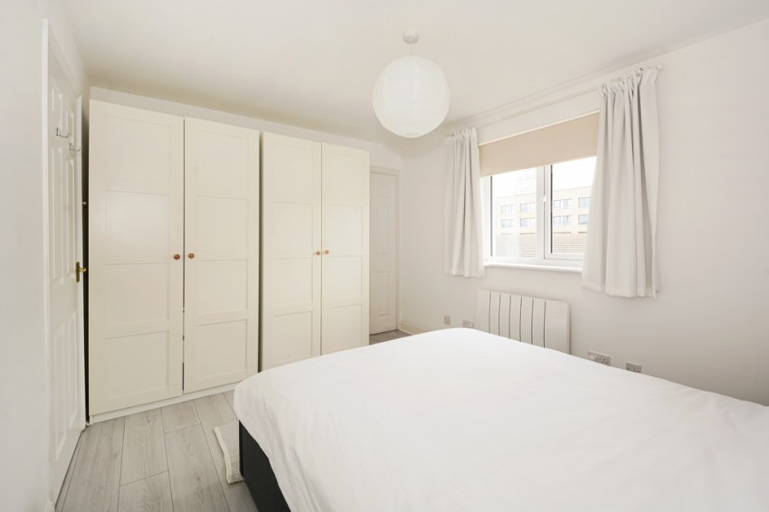 Images for Dunnage Crescent, SE16