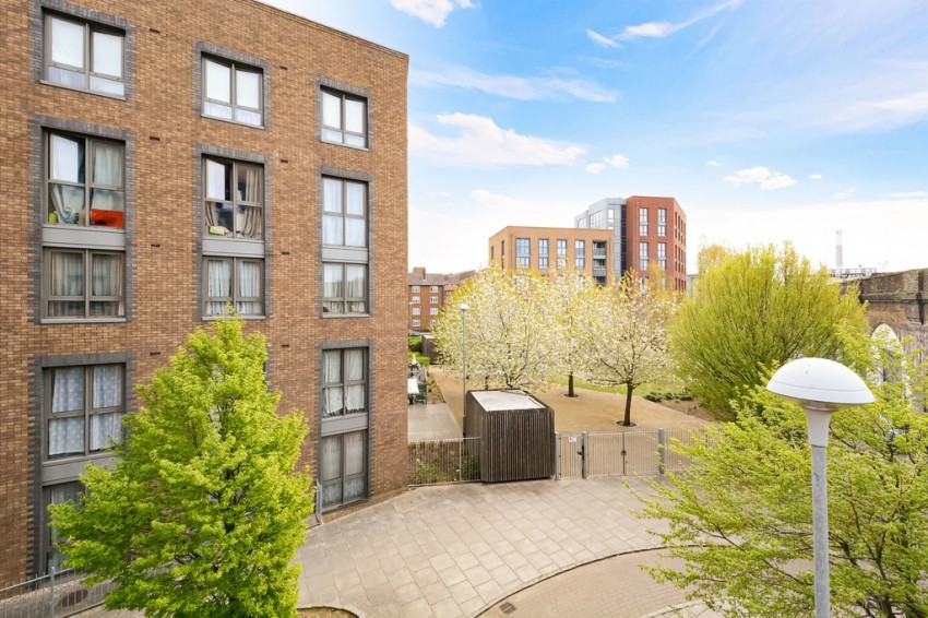 Images for Avebury Court, London, SE16