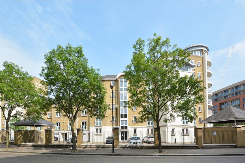 Images for Woodland Crescent, Canada Water, SE16