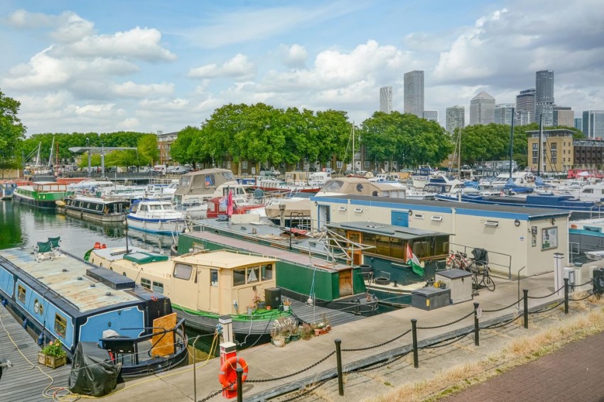 Images for Transom Close, Canada Water, SE16