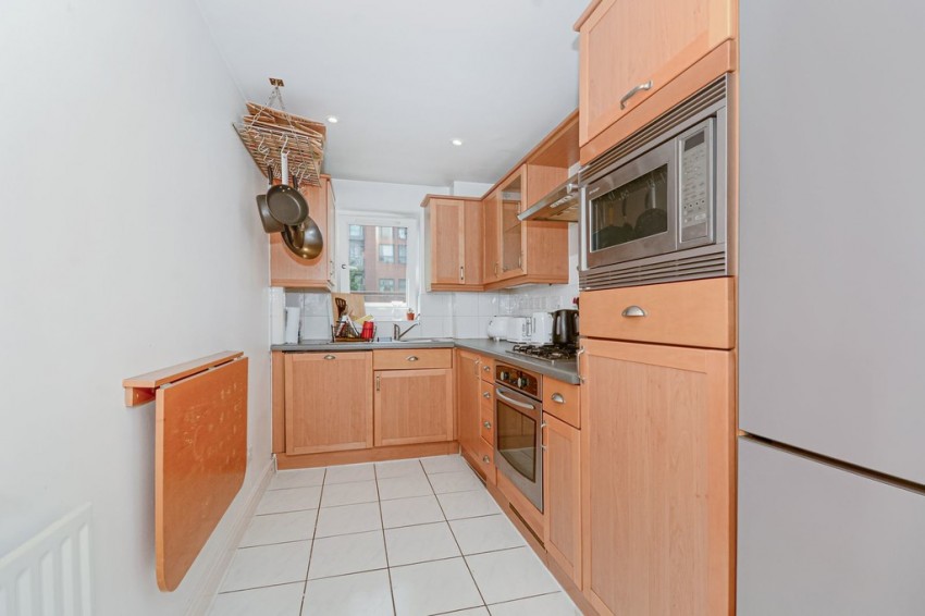 Images for Woodland Crescent, Canada Water, SE16