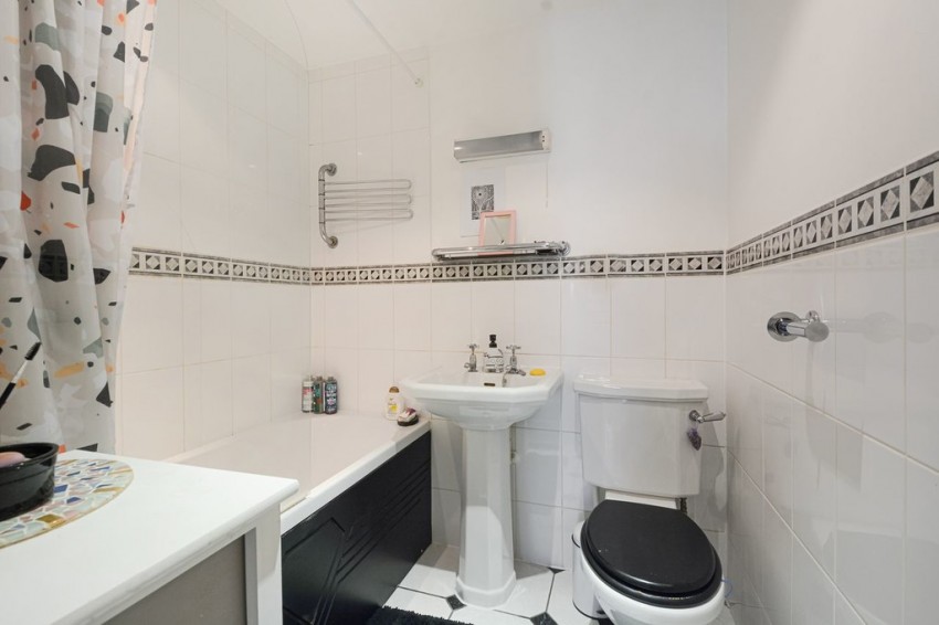 Images for Woodland Crescent, Canada Water, SE16