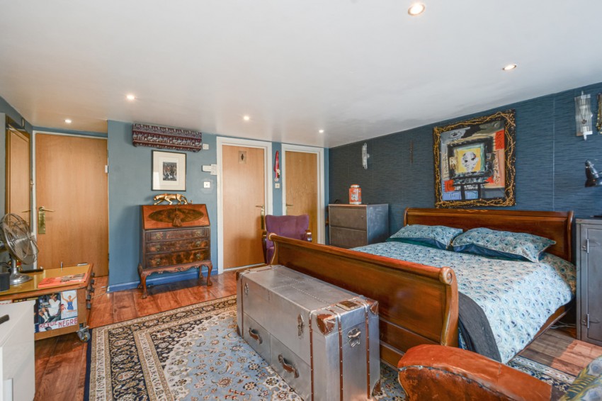 Images for Prince of Orange Court, Orange Place, SE16