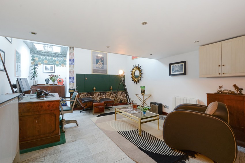 Images for Prince of Orange Court, Orange Place, SE16