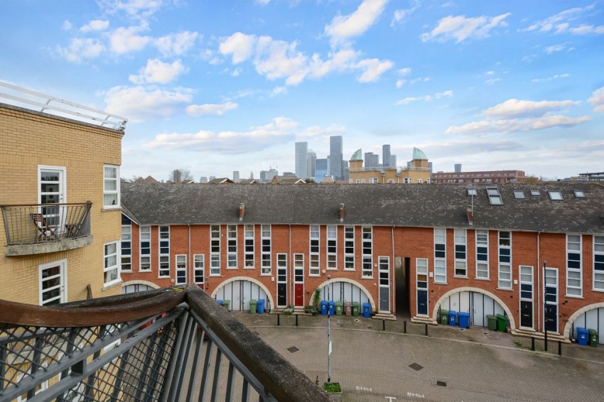 Images for Wolfe Crescent, Canada Water, SE16